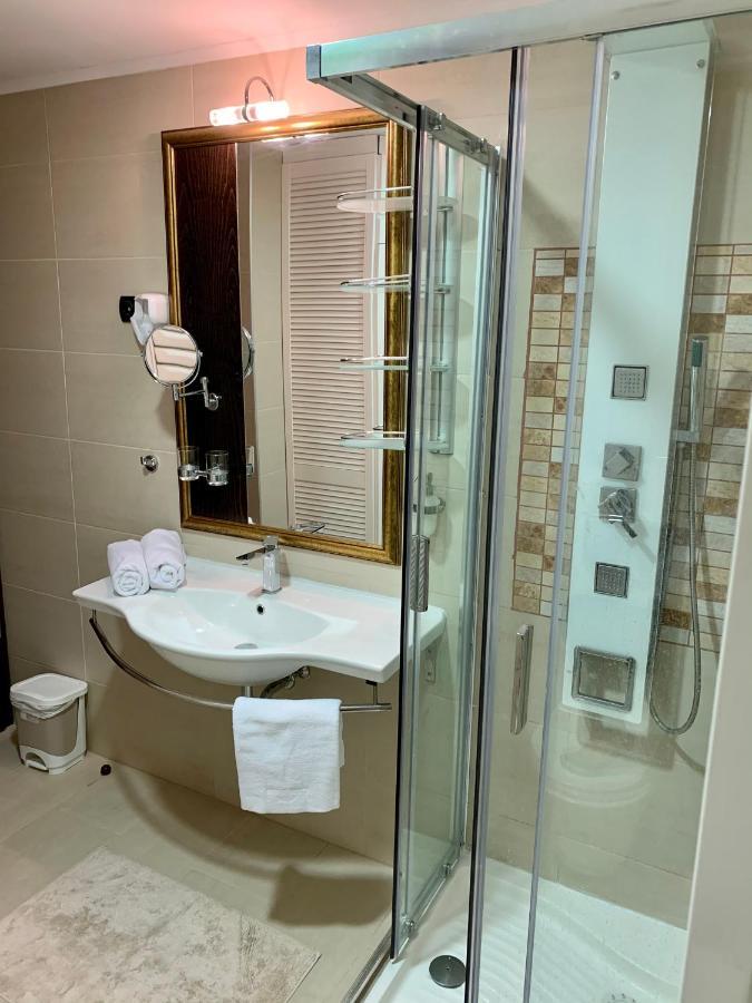 A01 Setany-Silverine Apartmanhaz-Orzoett Parkoloval Балатонфюред Екстер'єр фото